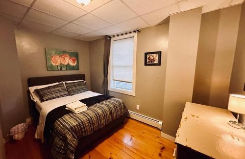 West Bayside Apartment | 1 Bedroom Downtown Portland