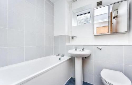 Rotherhithe Apartment | 1 Bedroom Flat in Canada Water