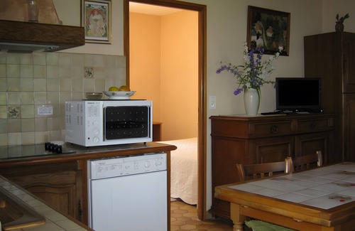 Panazol Apartment | 1-Bedroom Gîte - Gîtes Coubras