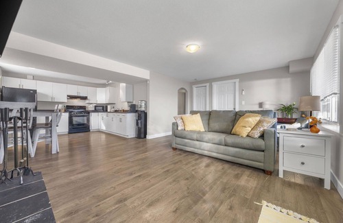 Central Okanagan House | 1 Bedroom Ground Level Suite on the Wine Trail (Close to everything!)