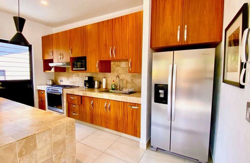 San Antonio Tlayacapan House | 1 Bedroom Guesthouse in Ajijic - Centrally Located Close To Everything