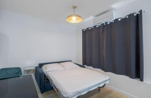 8th Arrondissement Apartment | 1 Bedroom#Haussmann#Amazing view#EffeilTower#AC