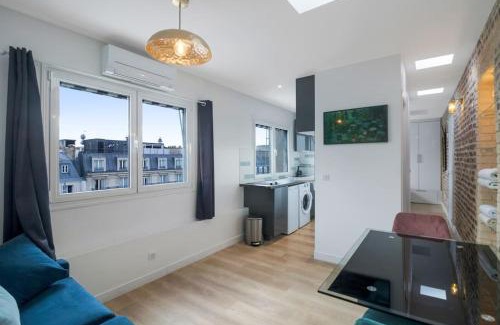 8th Arrondissement Apartment | 1 Bedroom#Haussmann#Amazing view#EffeilTower#AC