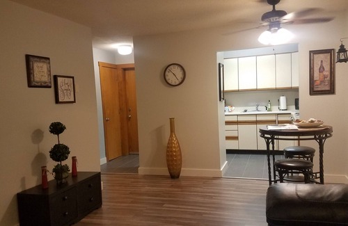 Bangor Apartment | 1 bedroom in the Heart of Bangor! Safe, clean, secure, private entrance.