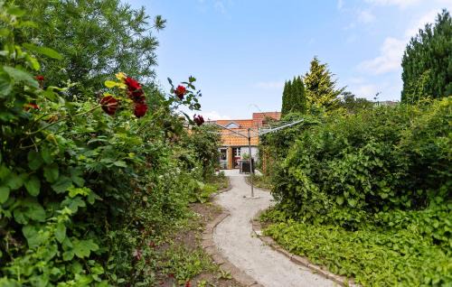 Assens House | 1 Bedroom Lovely Home In Assens