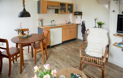 Blokzijl House | 1 Bedroom Lovely Home In Blokzijl