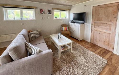 Lysekil House | 1 Bedroom Lovely Home In Ulseröd