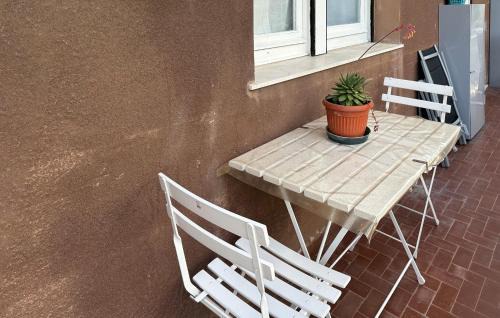 Recco Apartment | 1 Bedroom Nice Apartment In Recco