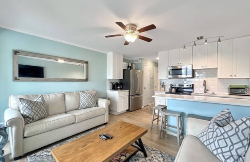 Isle of Palms Condo | 1 Bedroom Oceanfront Condo Sea Cabin 230B | Pool | Just Renovated