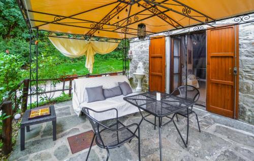 Ortignano Raggiolo House | 1 Bedroom Pet Friendly Home In Ortignano Raggiolo