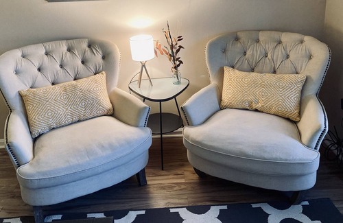 Alexandria West Condo | 1 bedroom retreat near National Harbor/MGM/DC