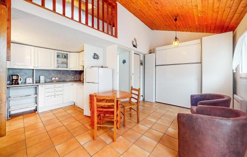 Vaux-sur-Mer House | 1 Bedroom Stunning Home In Vaux-Sur-Mer