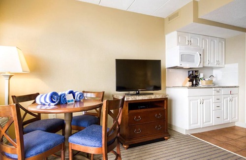 Newport Condo | 1 Bedroom Suite, Sleeps 4, w/Kitchenette at Inn at Long Wharf, Newport!