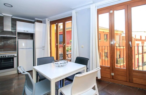 Barrio del Carmen Apartment | 1 Bedroom with balcony. El Carmen. Valencia. TRA3