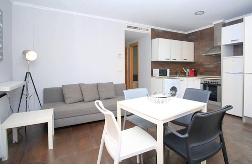 Barrio del Carmen Apartment | 1 Bedroom with balcony. El Carmen. Valencia. TRA3