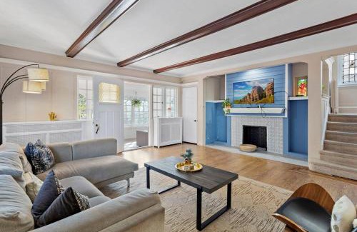 Atlantic City House | 1 Block to Beach - 8BR 5BA Modern Historic Home