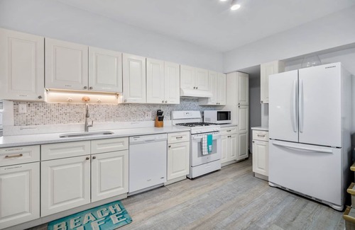 Atlantic City House | 1 BLOCK TO THE BEACH, RESTAURANTS & NIGHTLIFE