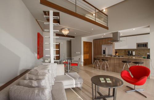 Amapas Apartment | 1 BR Stunning View 1200 SF Loft Penthouse with 2 Bathrooms