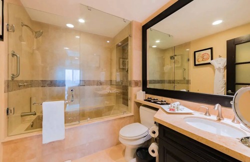 Conchas Chinas Resort | 1 BR Suite in Luxury Garza Blanca Resort Puerto Vallarta with stunning views