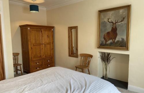 Bo'ness House | 1 Inveravon Cottage