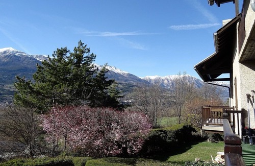 Saint-Sauveur Apartment | 1 km from Embrun lake: comfortable apartment