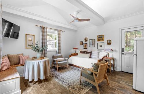 Lookout Mountain Bed & Breakfast | 1- Lookout Mountain Cottage