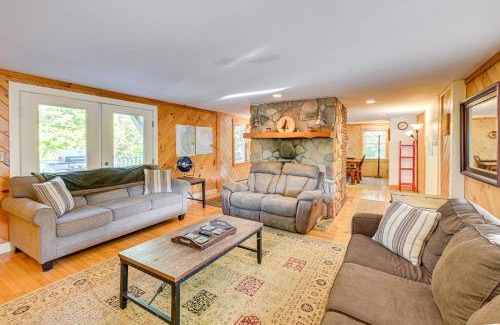 Southwest Harbor House | 1 Mi to Acadia National Park Spacious Retreat!