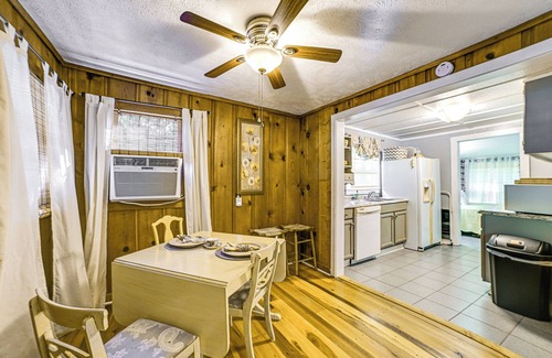 Springville House | 1 Mi to Buchanan Resort: Home w/Deck & Yard!