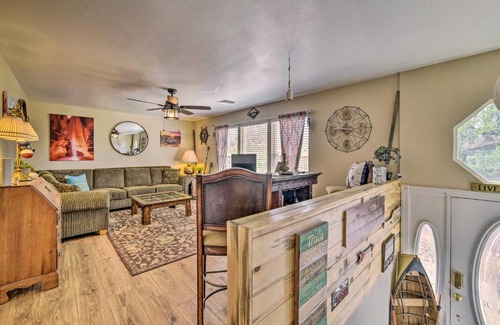 Page House | 1 Mi to Canyon Tours Vibrant Page Paradise!