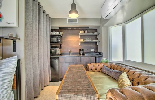 The Cove Apartment | 1 Mi to Deerfield Beach: Stylish Studio w/Pool!