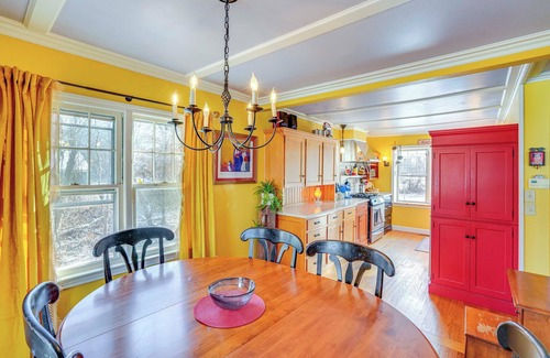 Williamstown House | 1 Mi to Dtwn: Beautiful Home in Williamstown!