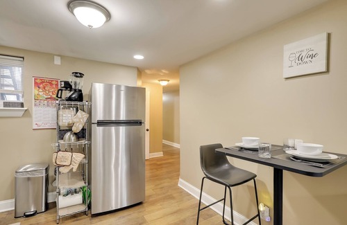 Wilmington House | 1 Mi to Dtwn Wilmington: Convenient + Cozy Home!