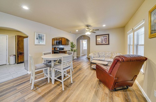 Arena District House | < 1 Mi to Frost Bank Center: Home w/Deck + Grill!