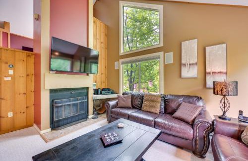 Lincoln House | 1 Mi to Loon Mountain Lincoln Haven with Balcony