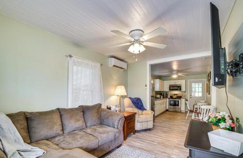 Ocala House | 1 Mi to Ocala Dtwn Square Home with Yard!