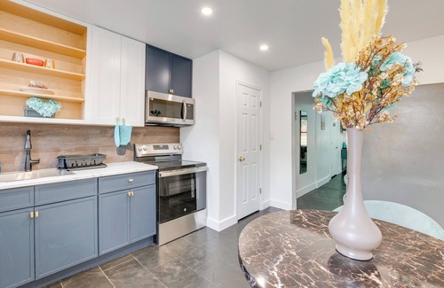 Weequahic Apartment | 1 Mi to Train Station: Quiet Apartment in Newark