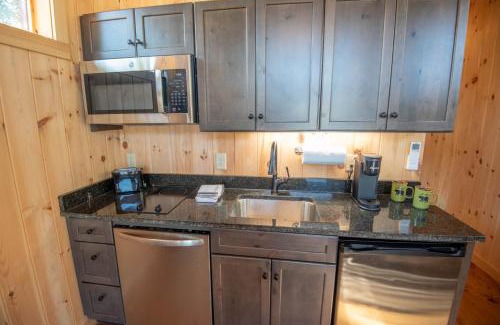 West Jefferson House | 1 Mile to Downtown West Jefferson Camping Cabin #2