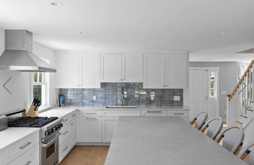 Village of Southampton House | 1 min drive to Ocean beaches and to Southampton village.