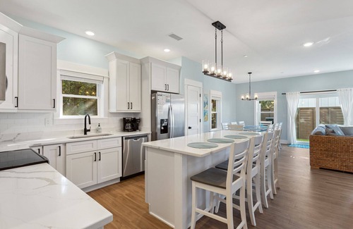 Corolla Light House | 1 Min to Beach! 3BR w/Pool & Club Amenities