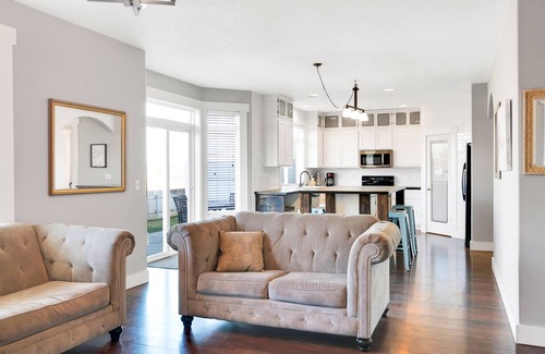Moses Lake House | 1 Min to Boat launch, world class SandDunes, sandybeaches, Surf'n'Slidewaterpark