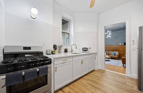 Upper Manhattan Apartment | 1 Min to Subway: King Bed, Luxe Airy Space + Patio