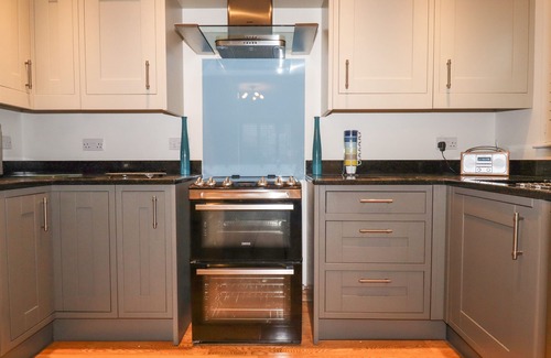 Lostwithiel House | 1 OLD TALBOT COTTAGES, pet friendly, with a garden in Lostwithiel
