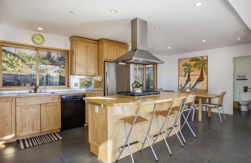 Stinson Beach House | #1 Rate 'BEST Place to Stay' at Stinson Beach