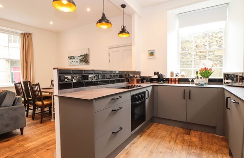 Chysauster Cottage | 1 REGENTS MEWS, pet friendly, character holiday cottage in Penzance