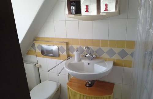 Schwielowsee Condo | 1 room apartment directly on the Schwielowsee with bathing access and garden