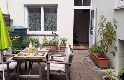 Luebeck Old Town Apartment | 1-room apartment (1) with laundry package - Ferienwohnung Henck
