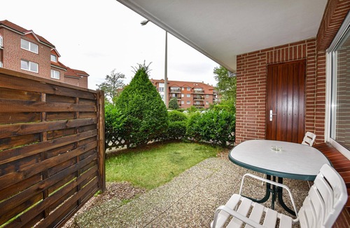 Duhnen Apartment | 1-room vacation apartment on the ground floor in the house LEE