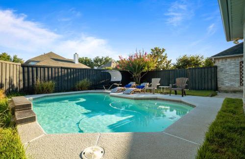 Far North Dallas House | 1 Room with Cozy Bed