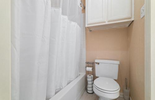 Far North Dallas House | 1 Room with Cozy Bed