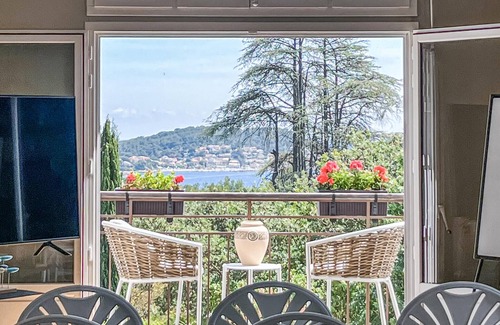Le Pradet House | 10 bedroom amazing home in Le Pradet